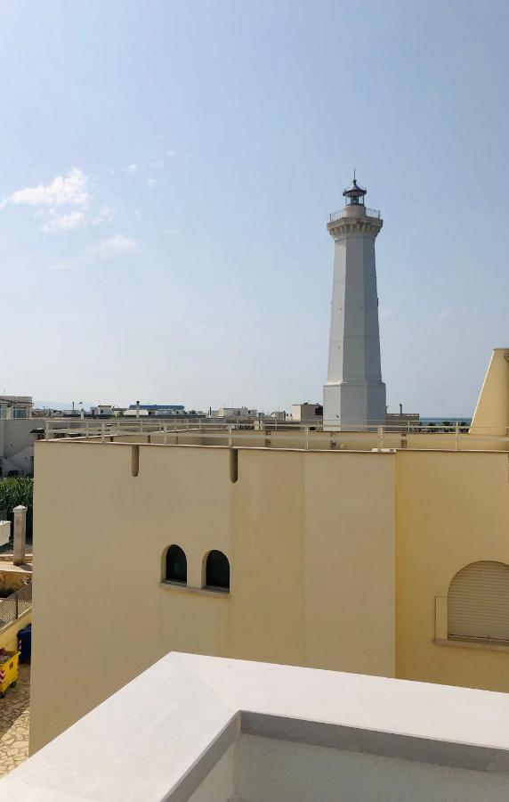 Sotto Il Faro Apartment Torre Canne Exterior foto